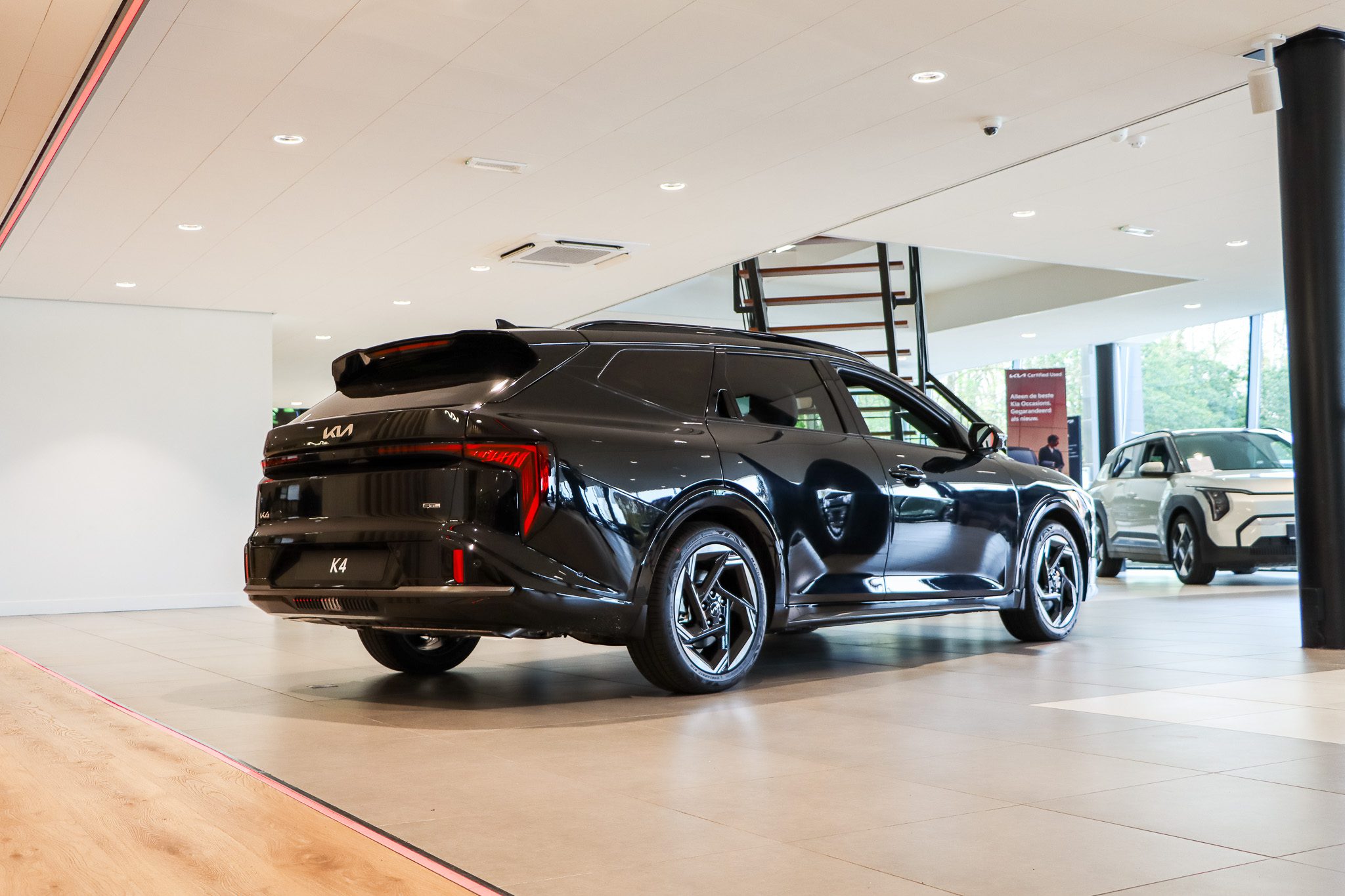 Kia K4 Sportswagon rechtsachter