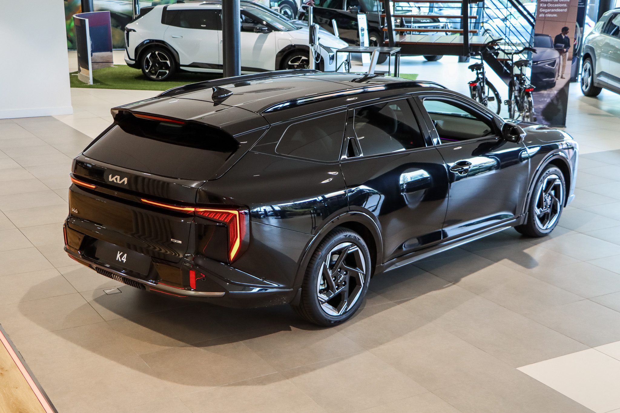 Kia K4 Sportswagon rechtsachter