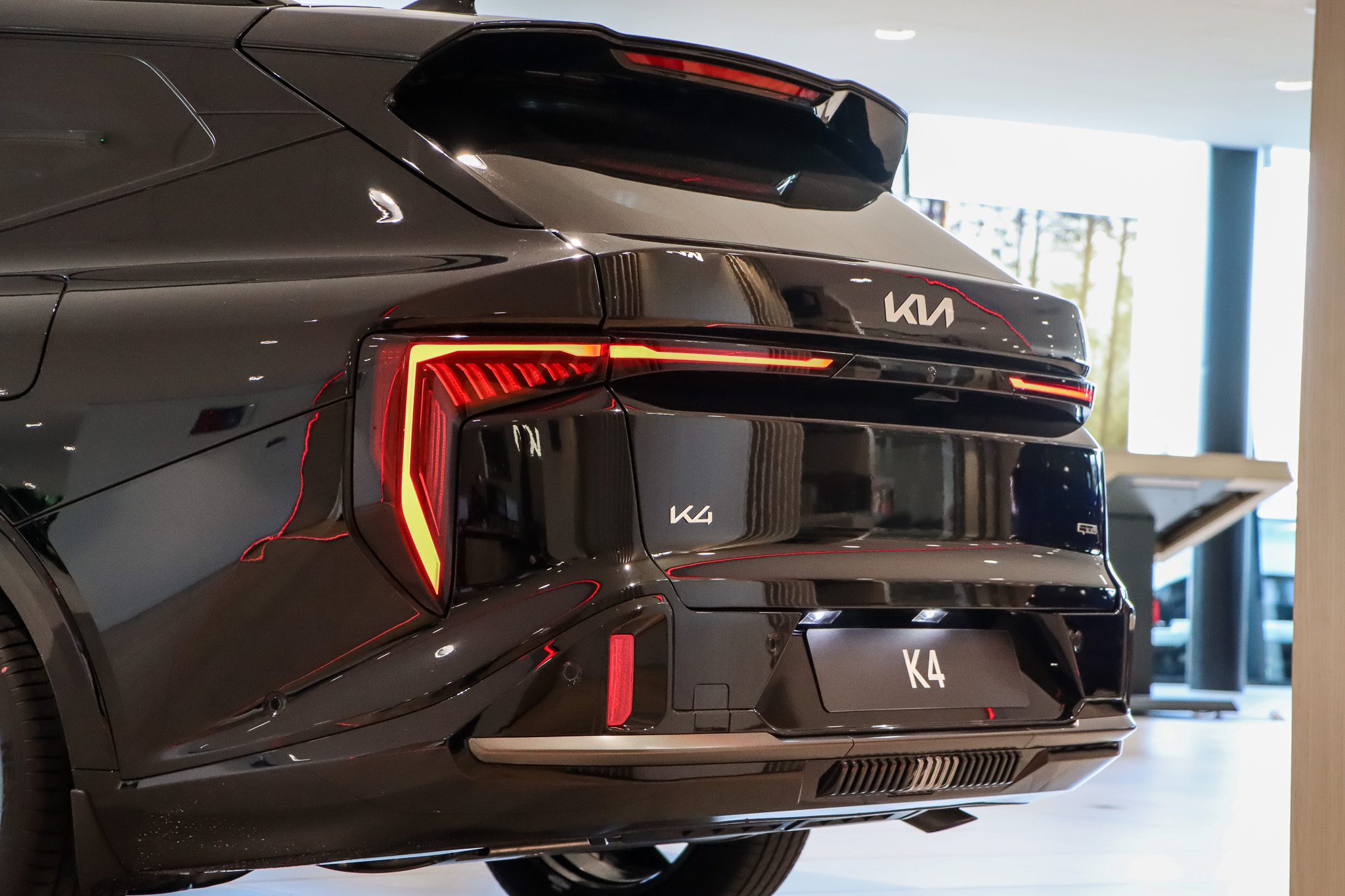 Kia K4 Sportswagon bij Tinholt