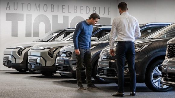 Afbeelding van Verkoopadviseur Occasions | €3.000 – €4.000 + auto van de zaak | Geen koopavonden