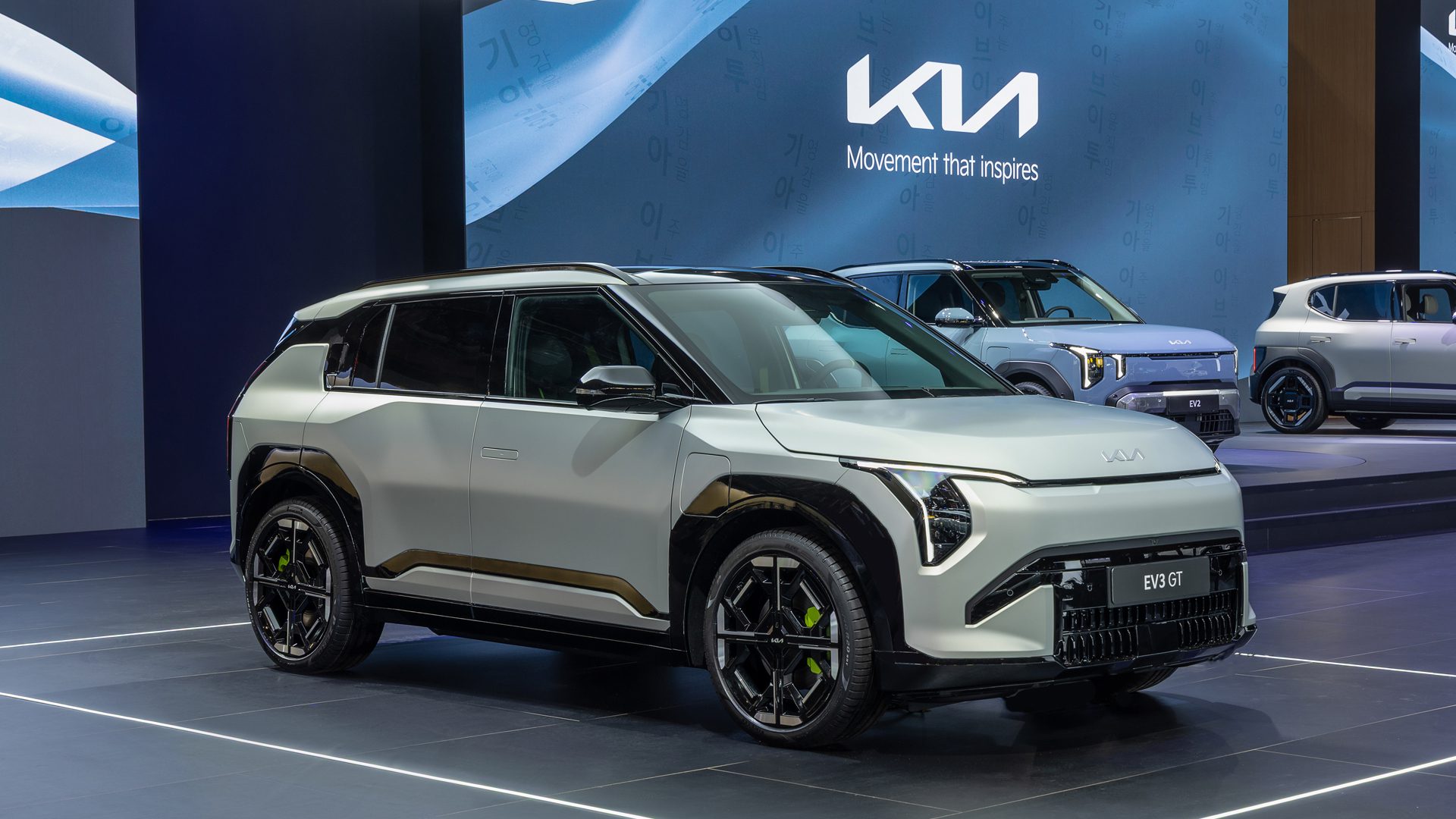 Kia EV3 GT in Ivory Silver Matt